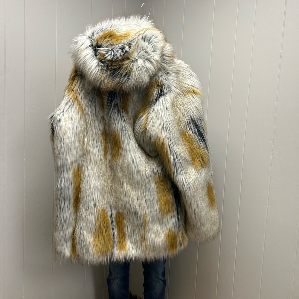 SpiritHoods Arctic Fox Classic Faux Fur Coat Men’s XL- EUC